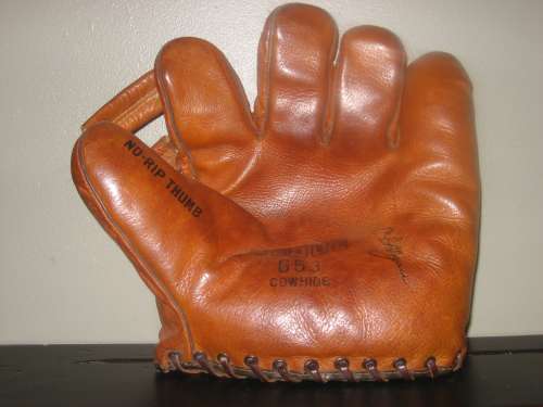 Chet Morgan Globe G53 Front